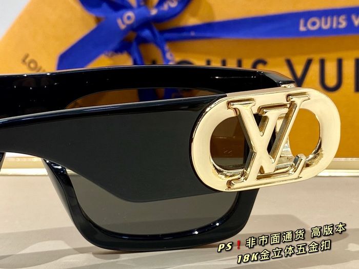 Louis Vuitton Sunglasses Top Quality LVS00357